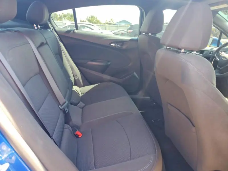 2016 CHEVROLET CRUZE LT  
