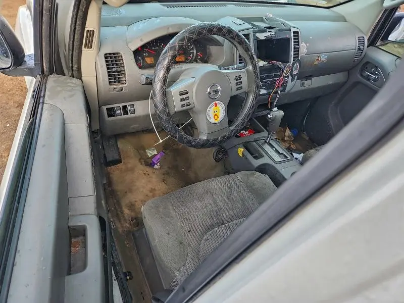 2017 NISSAN FRONTIER S  