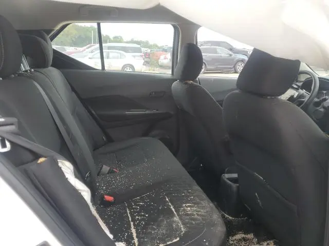 2021 NISSAN KICKS   