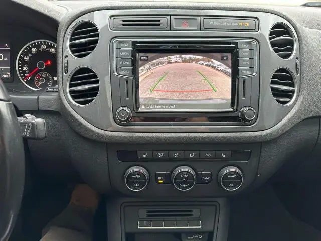 2017 VOLKSWAGEN TIGUAN SPORT  