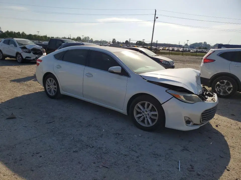 2014 TOYOTA AVALON XLE  