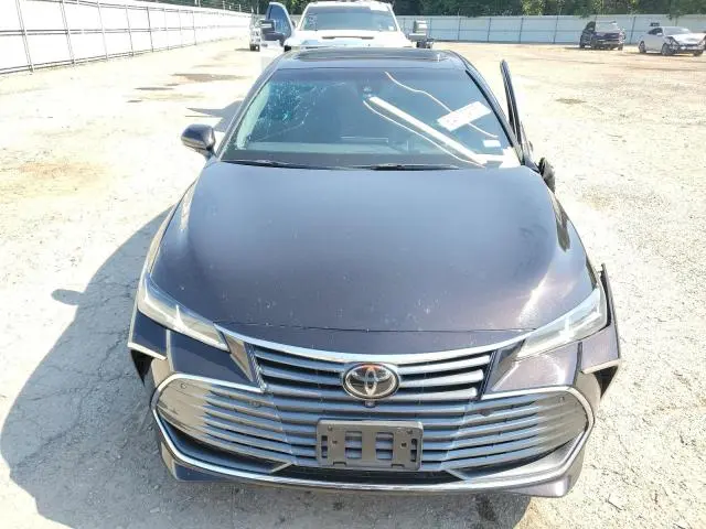 2022 TOYOTA AVALON LIMITED  