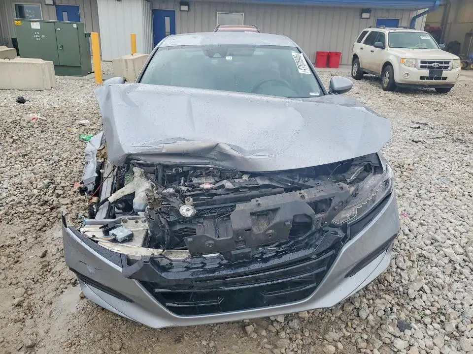 2018 HONDA ACCORD LX  