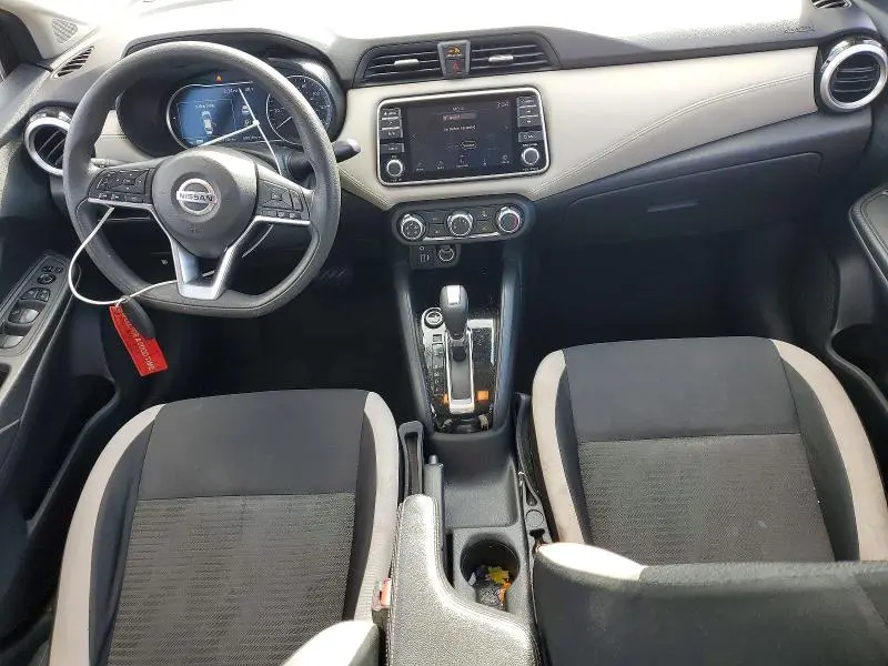 2020 NISSAN VERSA SV  
