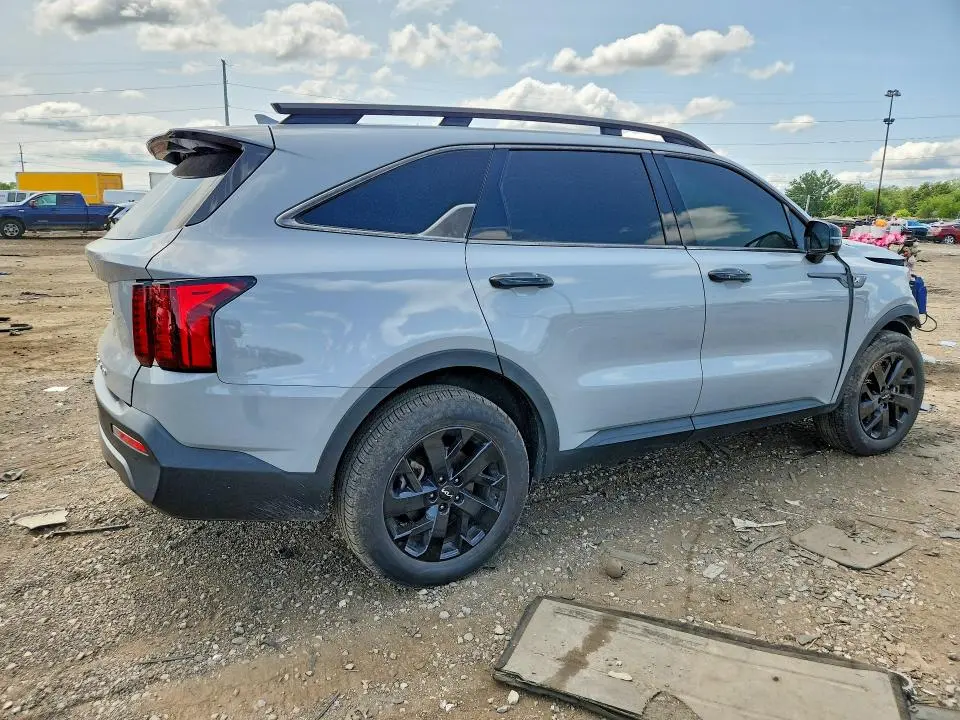 2022 KIA SORENTO S  