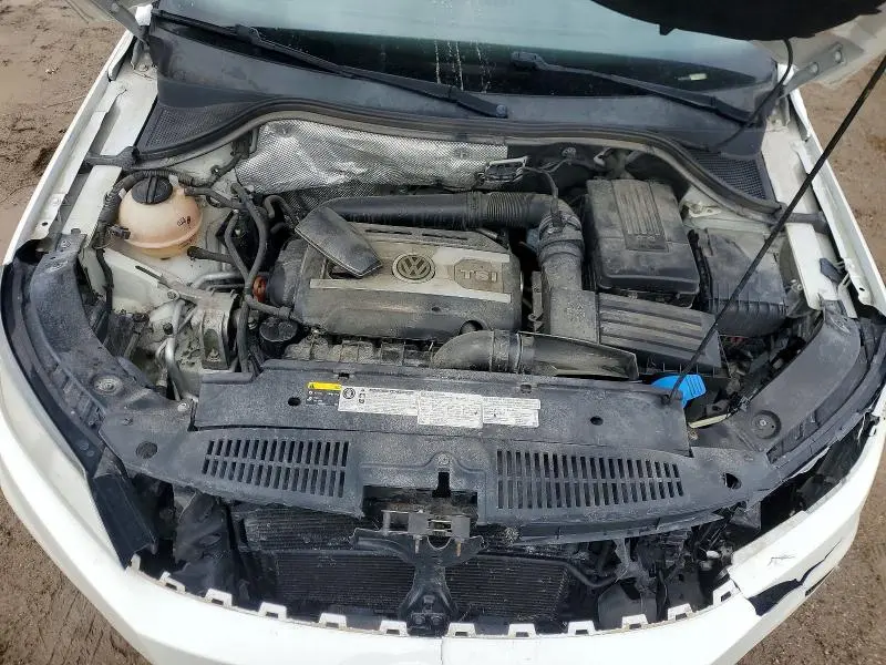 2013 VOLKSWAGEN TIGUAN S  
