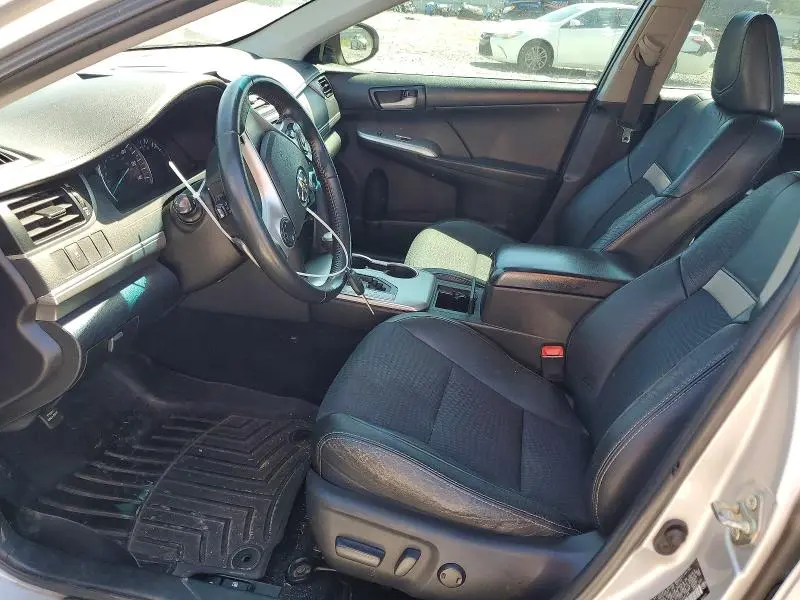 2014 TOYOTA CAMRY SE  
