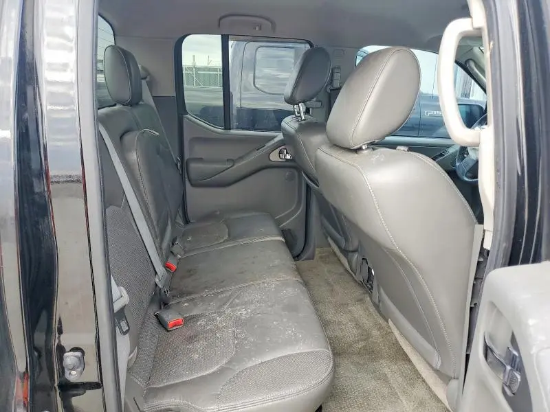 2011 NISSAN FRONTIER S  