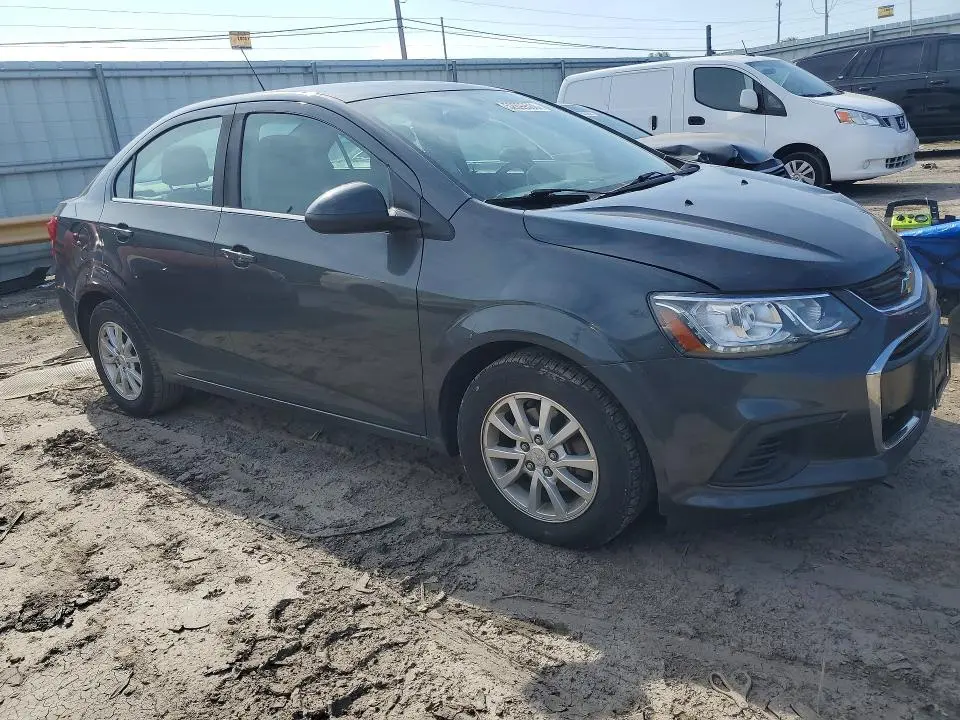 2018 CHEVROLET SONIC LT  