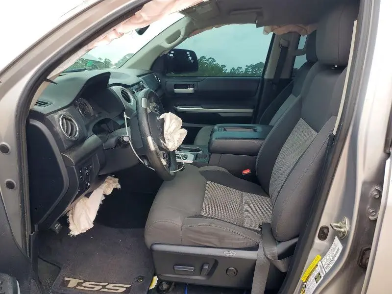 2014 TOYOTA TUNDRA CREWMAX SR5  