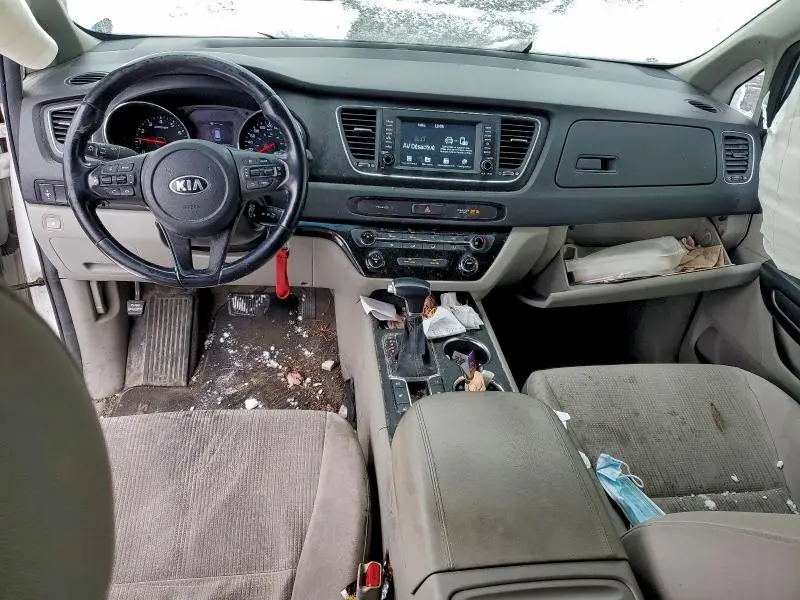 2019 KIA SEDONA LX  