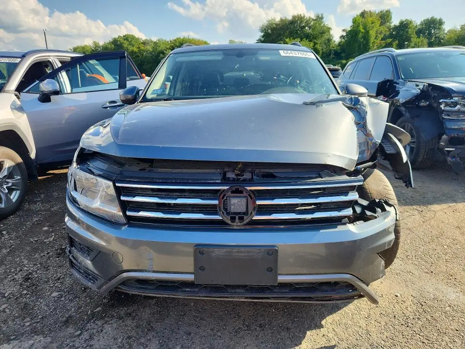 2019 VOLKSWAGEN TIGUAN SE  
