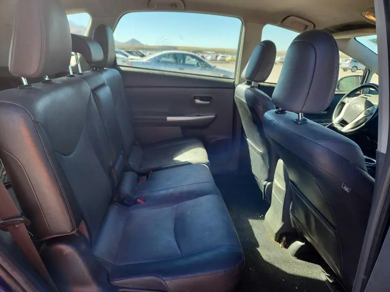 2013 TOYOTA PRIUS V FIVE  