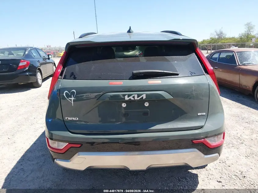 2025 KIA NIRO SX