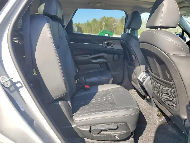 2024 KIA SORENTO X-LINE SX  