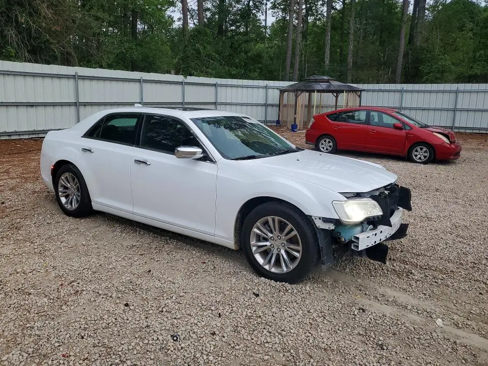 2015 CHRYSLER 300C   