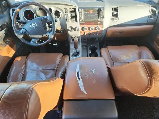 2010 TOYOTA TUNDRA CREWMAX LIMITED  