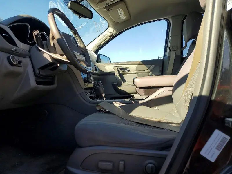 2014 CHEVROLET TRAVERSE LT  