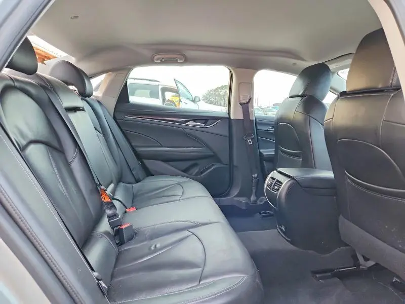 2017 BUICK LACROSSE ESSENCE  