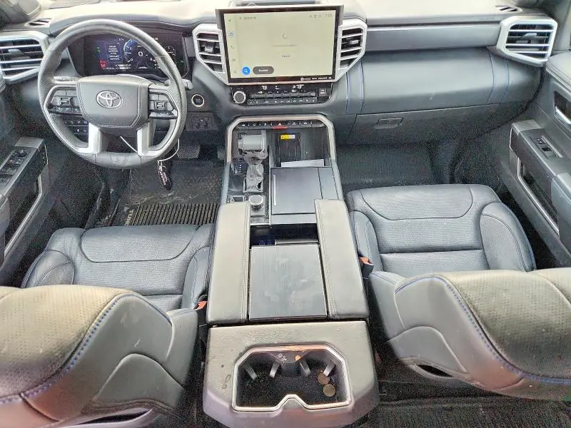 2022 TOYOTA TUNDRA PLATINUM  