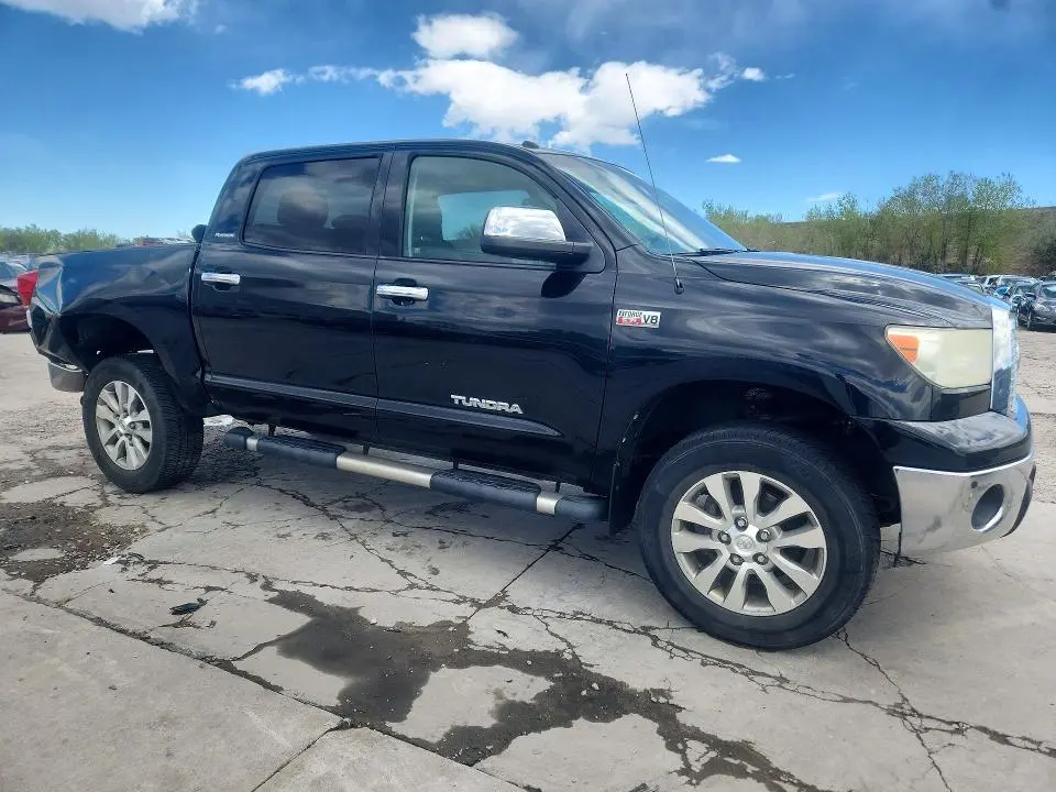 2013 TOYOTA TUNDRA PLATINUM  