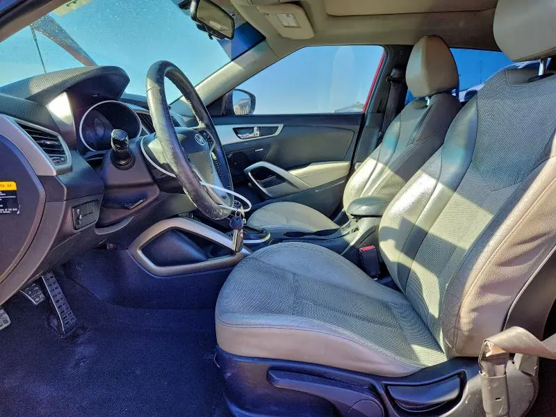 2013 HYUNDAI VELOSTER   