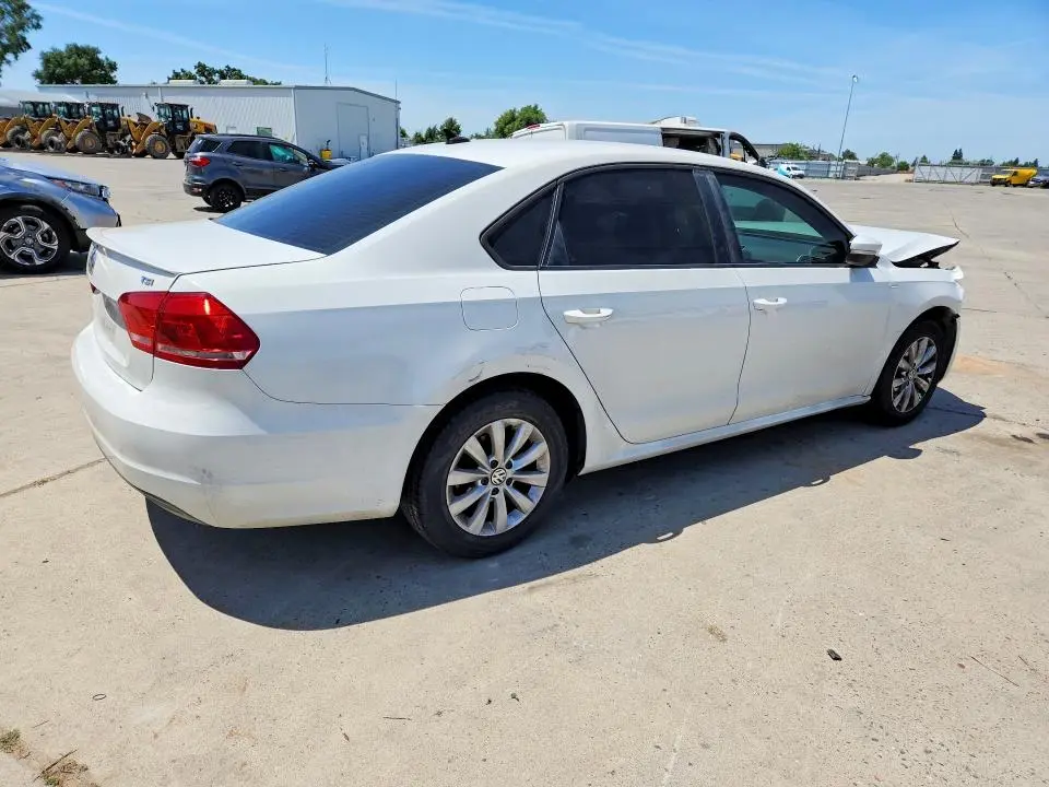 2014 VOLKSWAGEN PASSAT S  