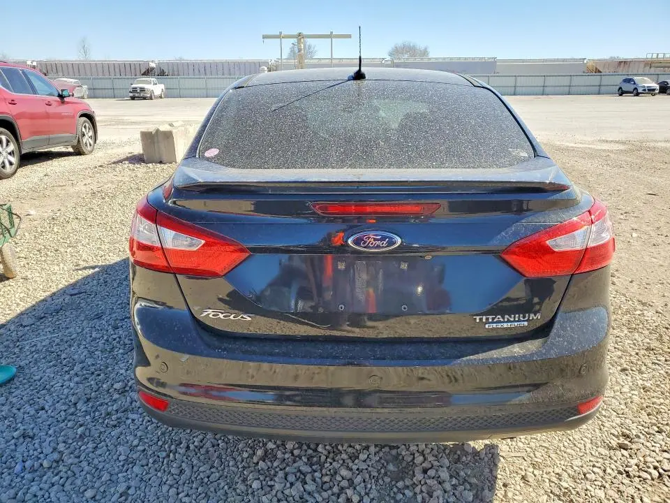 2012 FORD FOCUS TITANIUM  