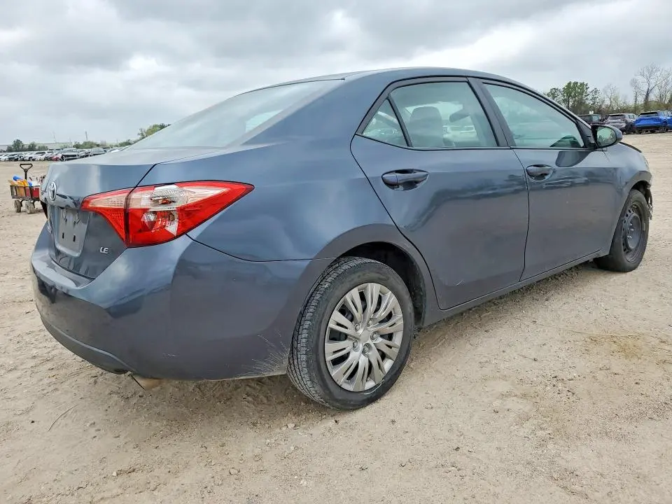 2019 TOYOTA COROLLA LE  