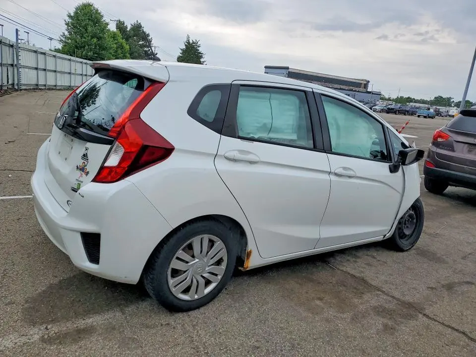 2015 HONDA FIT LX  