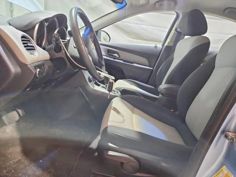 2011 CHEVROLET CRUZE LS  