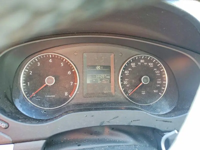 2014 VOLKSWAGEN JETTA SE  