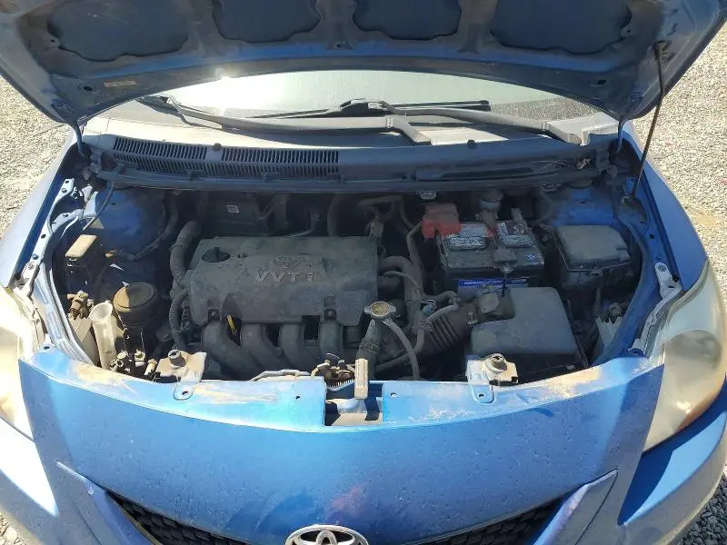 2010 TOYOTA YARIS BASE  