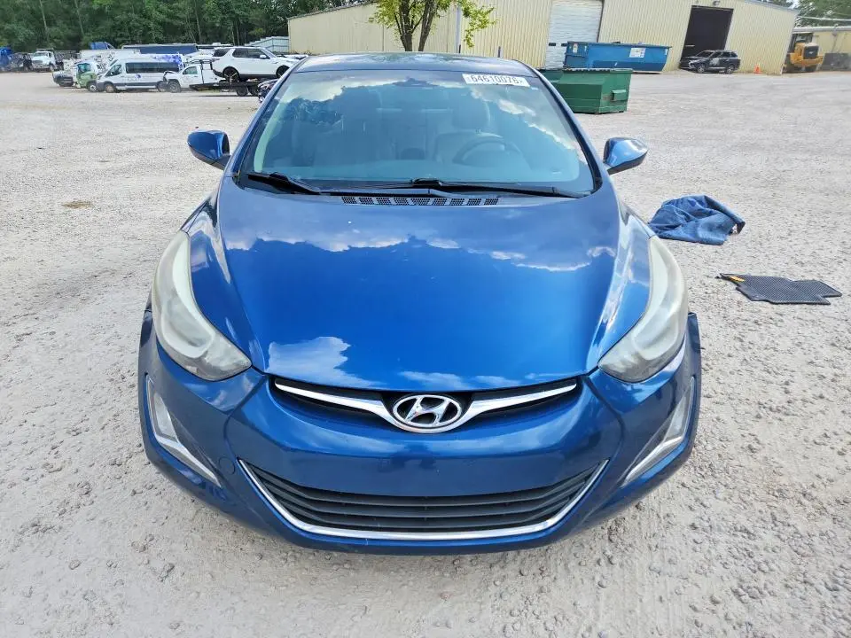2014 HYUNDAI ELANTRA SE  
