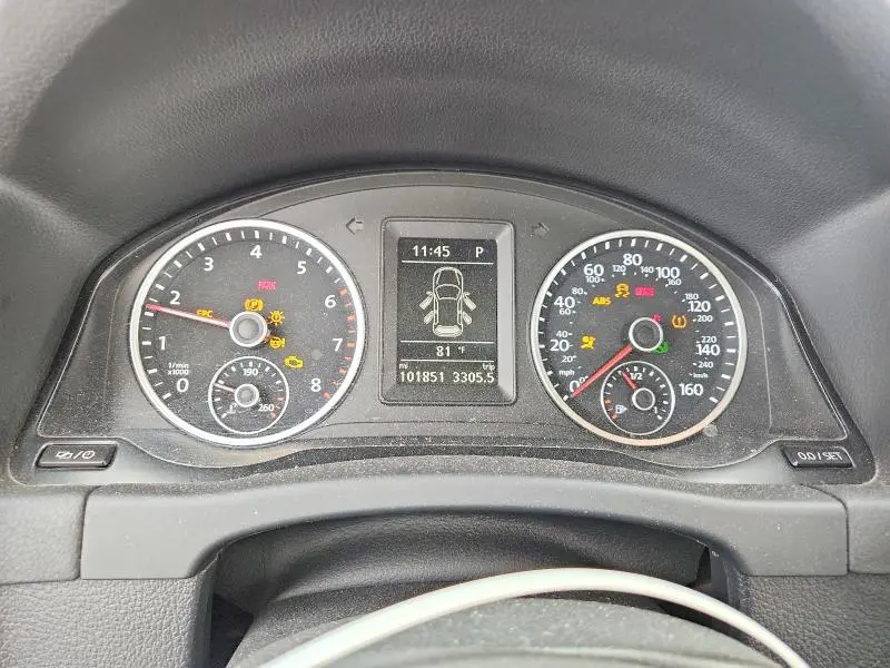 2017 VOLKSWAGEN TIGUAN SPORT  