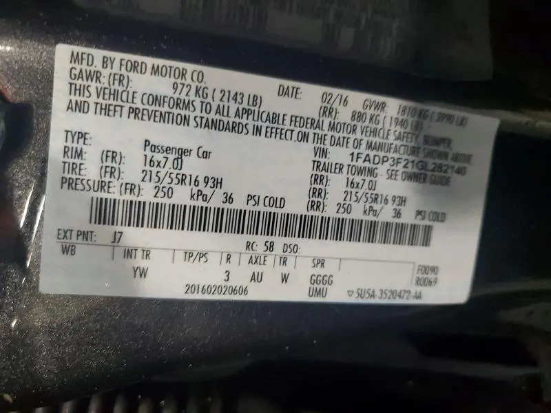 2016 FORD FOCUS SE  