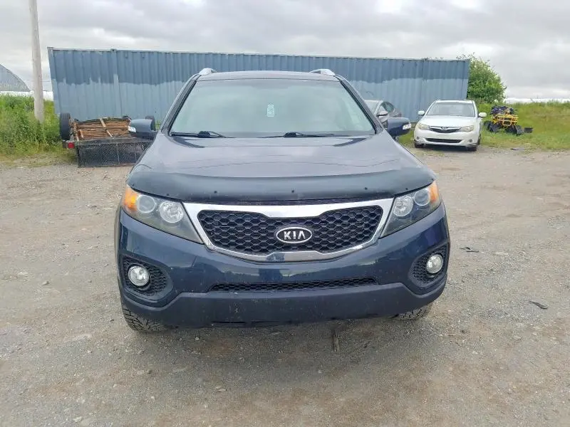 2012 KIA SORENTO LX  