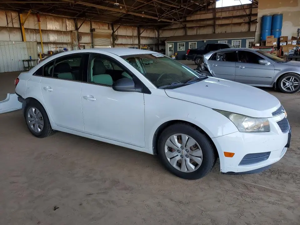 2012 CHEVROLET CRUZE LS  