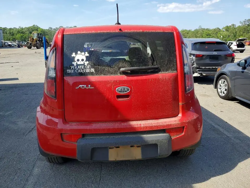 2010 KIA SOUL +  
