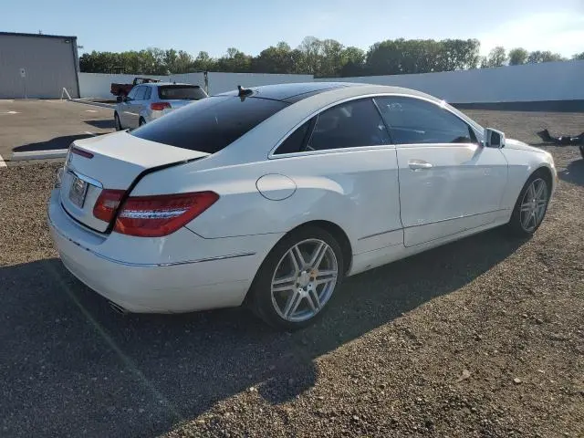 2010 MERCEDES-BENZ E 350  