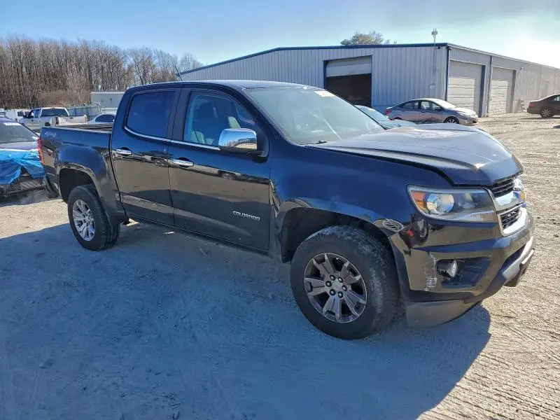 2017 CHEVROLET COLORADO LT  
