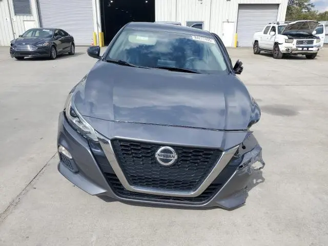 2019 NISSAN ALTIMA SR  