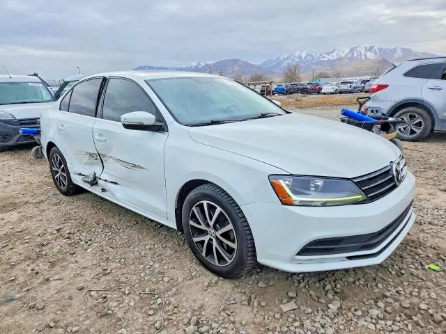 2017 VOLKSWAGEN JETTA SE  