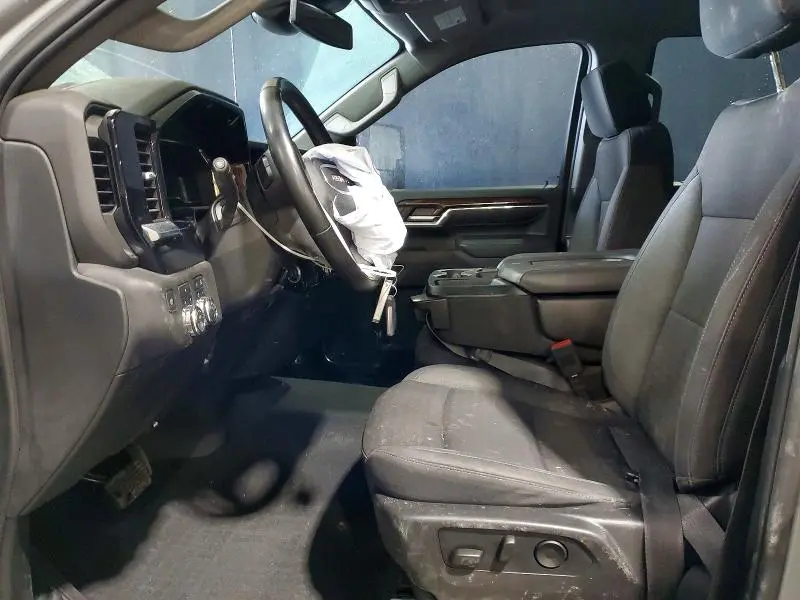 2024 GMC SIERRA K2500 SLE  