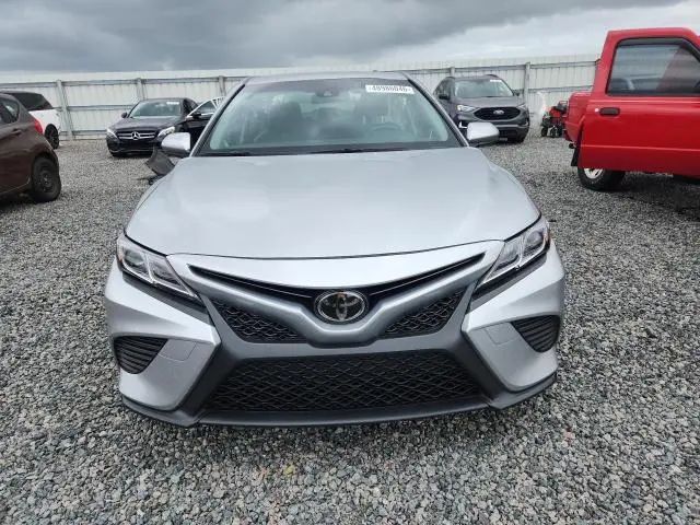 2018 TOYOTA CAMRY SE  