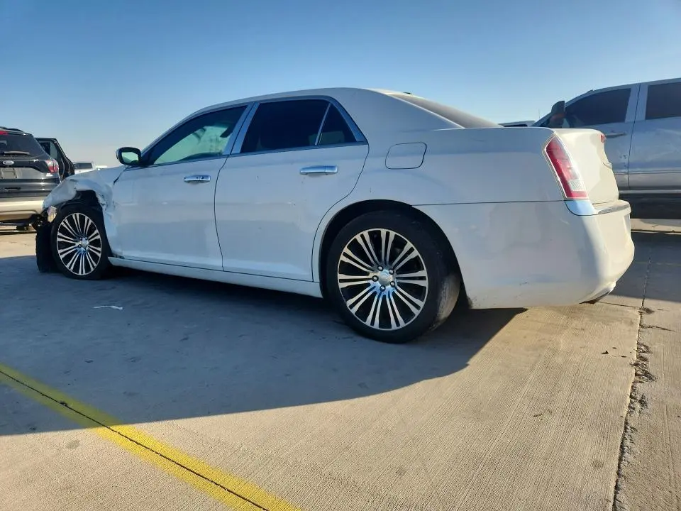 2012 CHRYSLER 300   