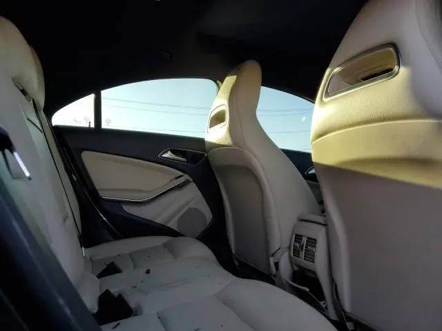 2015 MERCEDES-BENZ CLA 250 4MATIC  