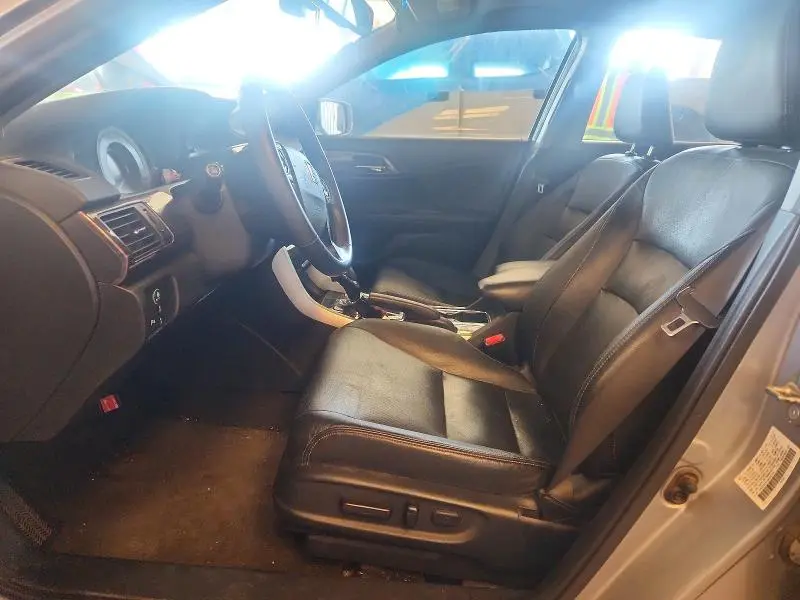 2017 HONDA ACCORD TOURING  