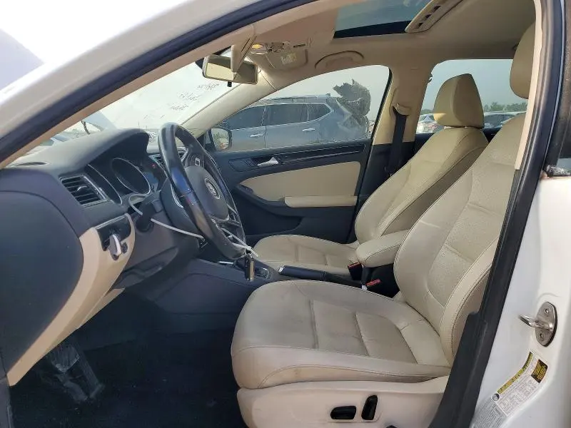 2017 VOLKSWAGEN JETTA SEL  