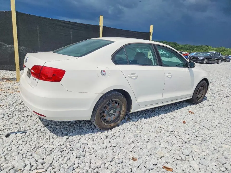 2012 VOLKSWAGEN JETTA SE  